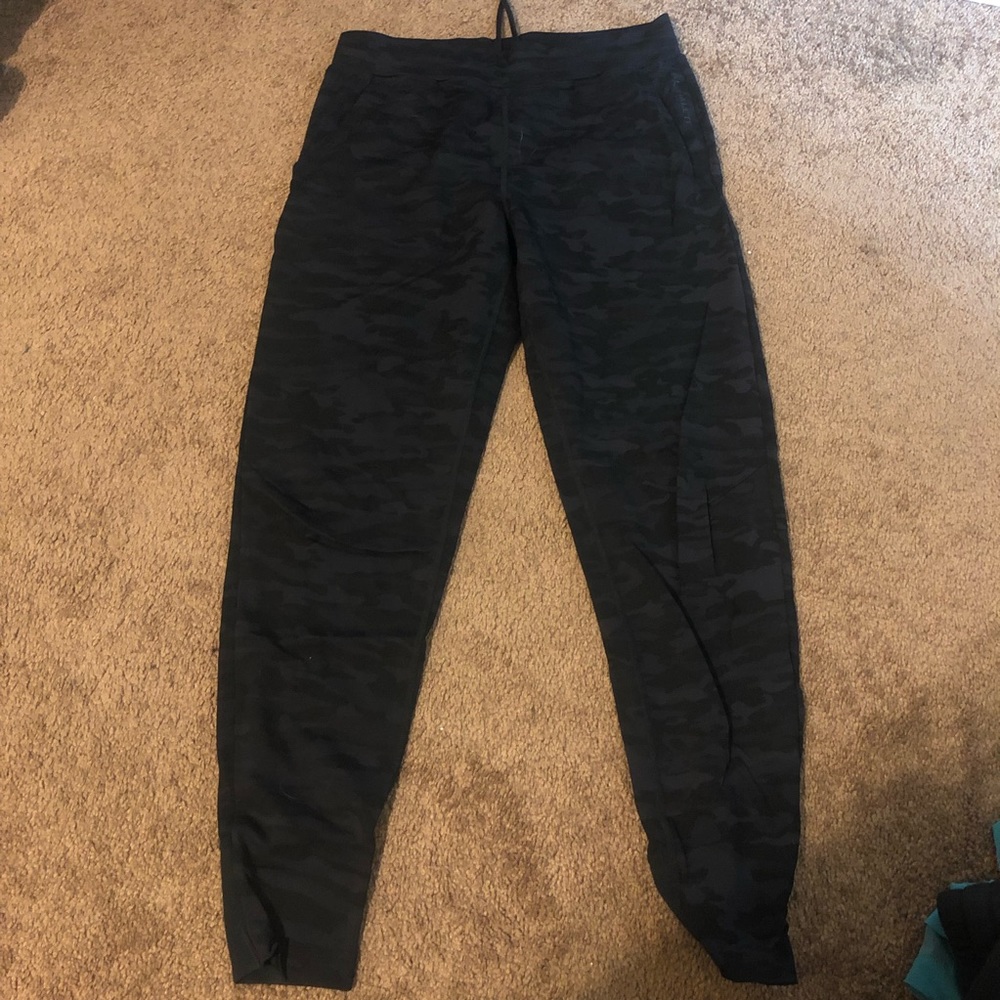 Alphalete Joggers